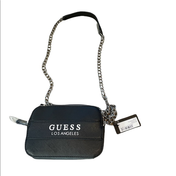 Guess - Picture 4 of 9